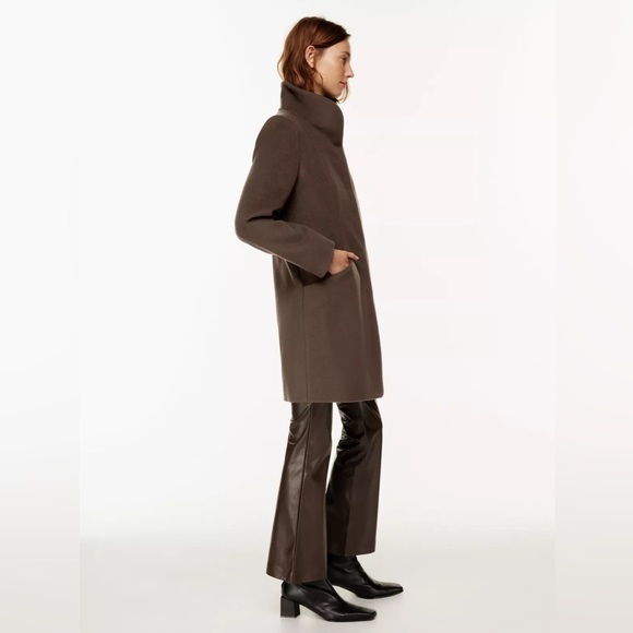 Wilfred The Cocoon Coat (Black - XS) - Picture 6 of 7
